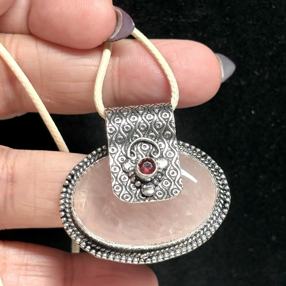 Elegant Sterling Silver and Rose Quartz and garnet  Gemstone Pendant - Picture 9 of 10